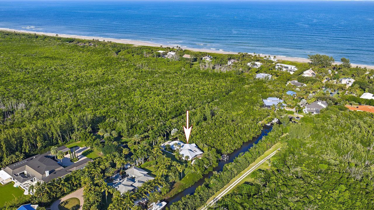 На продажу: $4,700,000 (3 спален, 2 ванн, 2873 Квадратных фут)