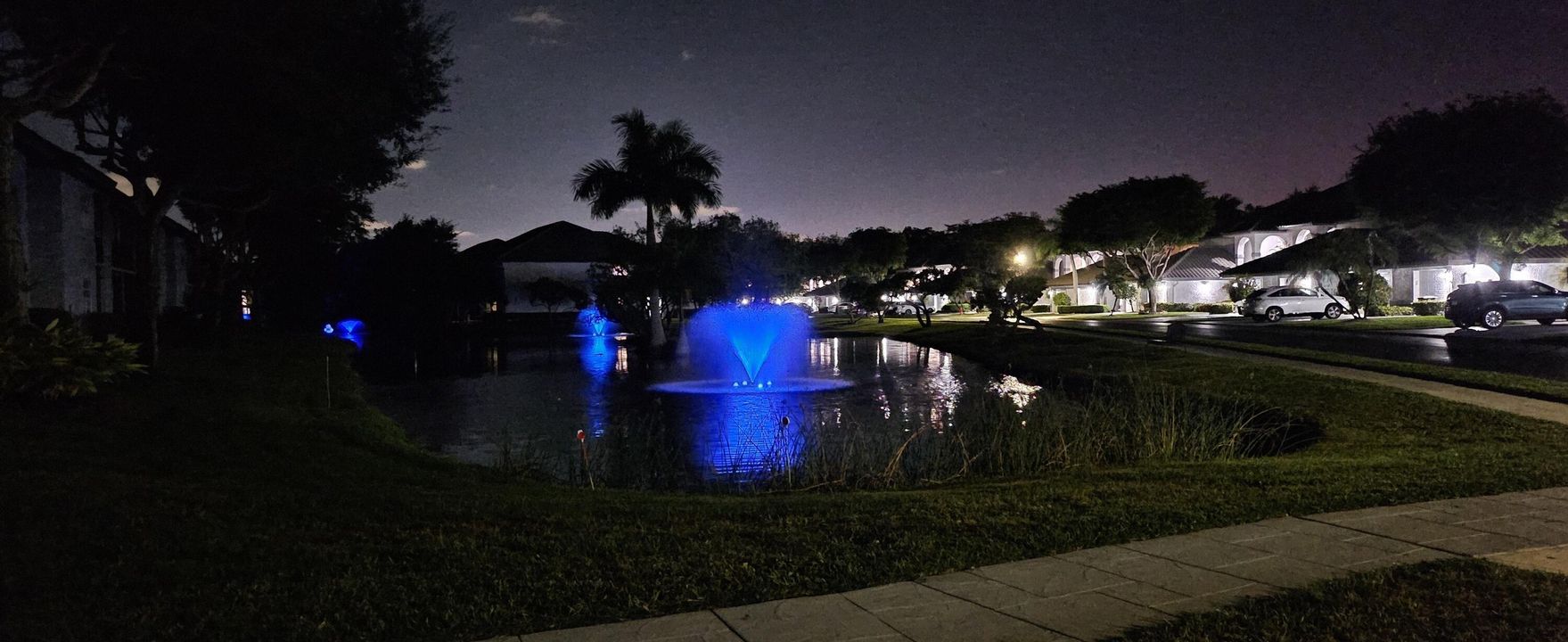 For Sale: $329,000 (2 beds, 2 baths, 1401 Square Feet)