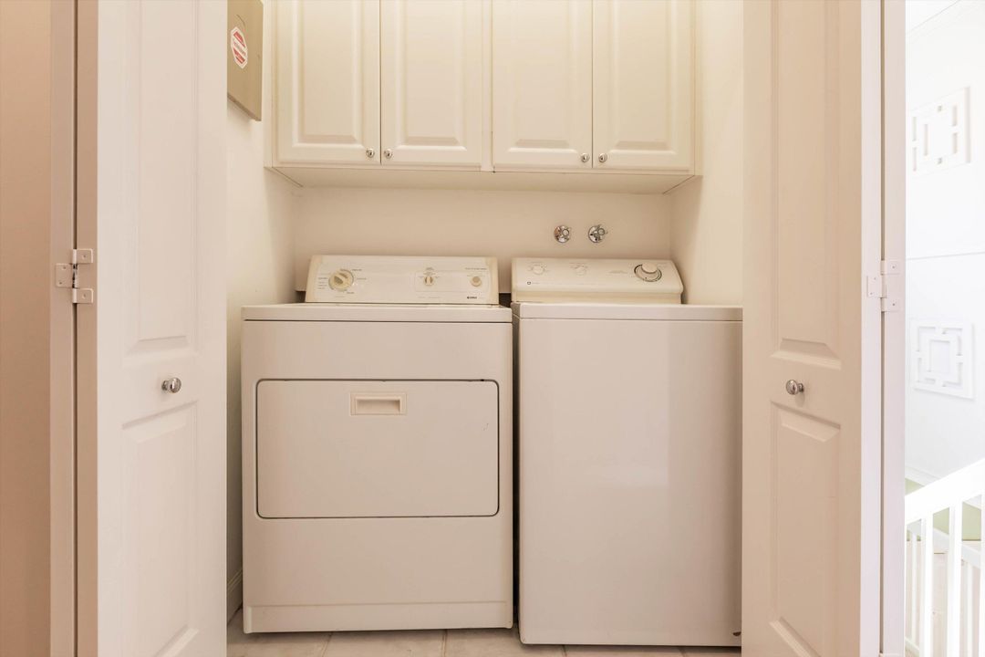 Activo con contrato: $389,500 (3 camas, 2 baños, 1298 Pies cuadrados)