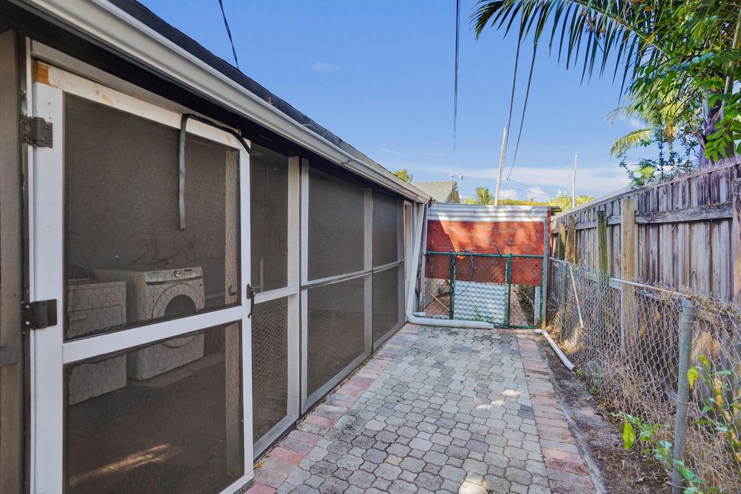 待售: $445,000 (2 贝兹, 2 浴室, 884 平方英尺)