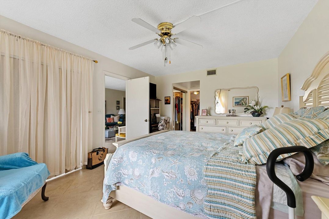 For Rent: $4,000 (2 beds, 2 baths, 1196 Square Feet)