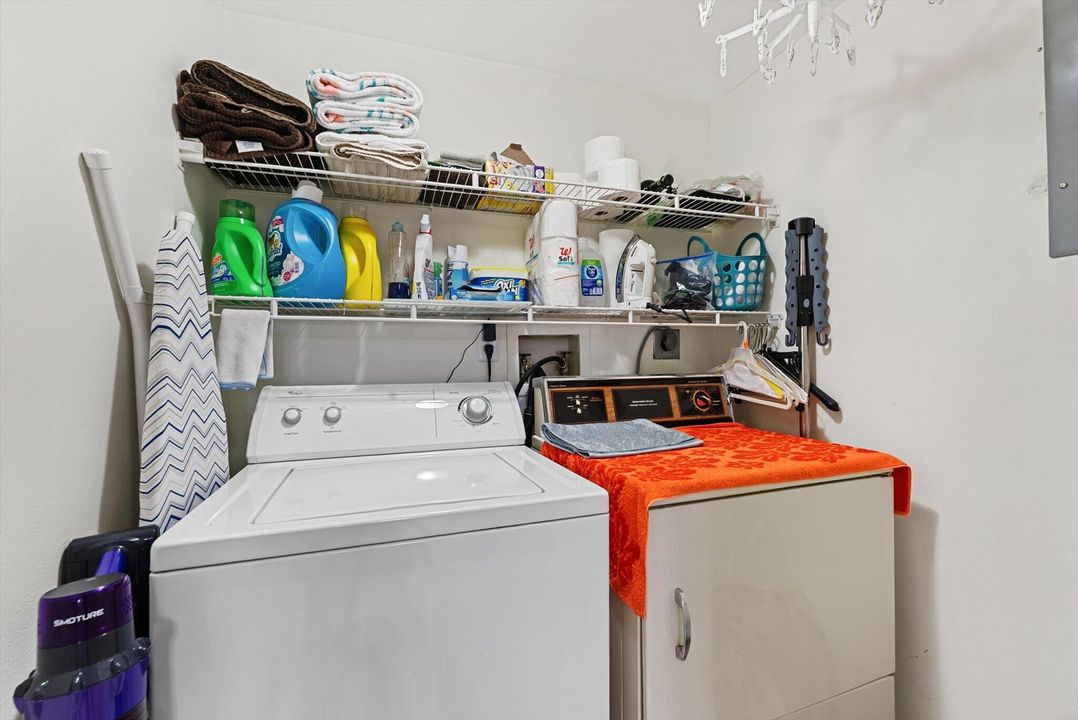 For Rent: $4,000 (2 beds, 2 baths, 1196 Square Feet)