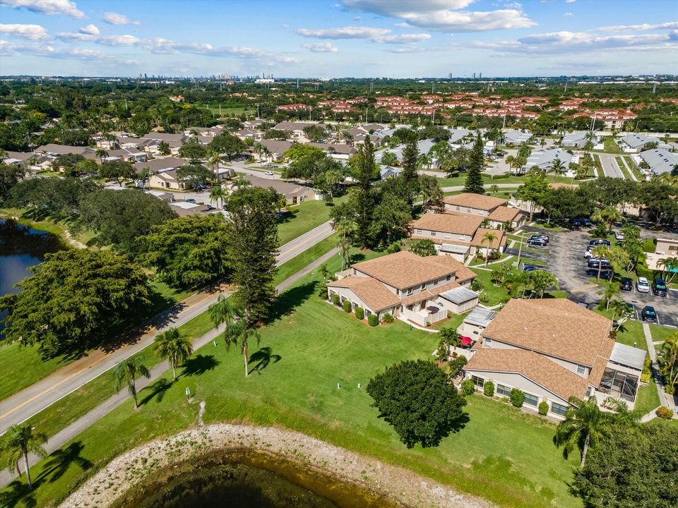 En Venta: $399,000 (3 camas, 2 baños, 1683 Pies cuadrados)