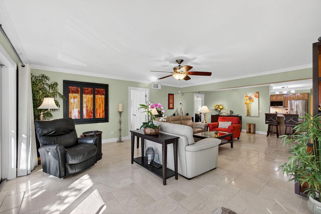 For Sale: $895,000 (3 beds, 3 baths, 2230 Square Feet)