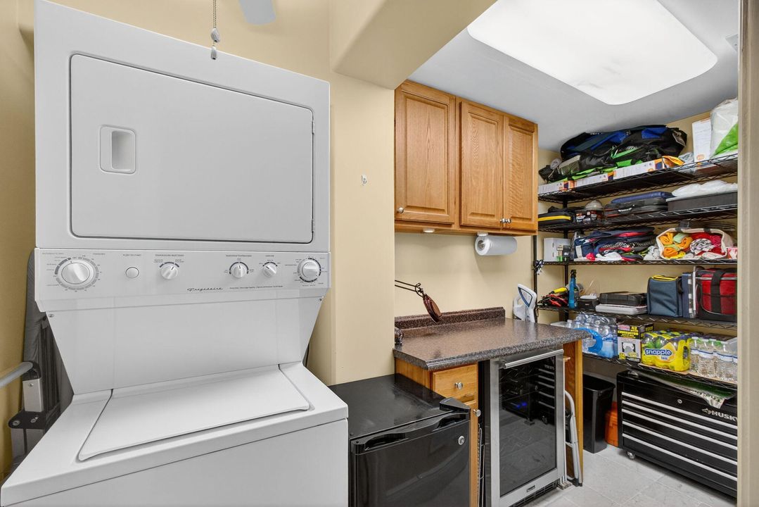 For Sale: $895,000 (3 beds, 3 baths, 2230 Square Feet)