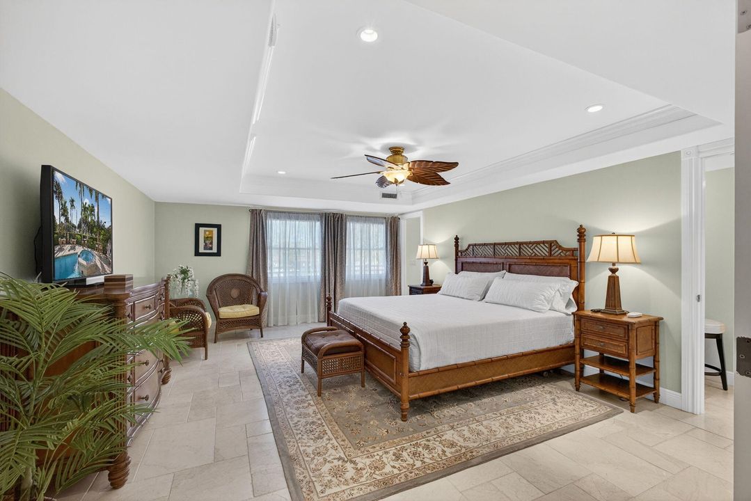 For Sale: $895,000 (3 beds, 3 baths, 2230 Square Feet)