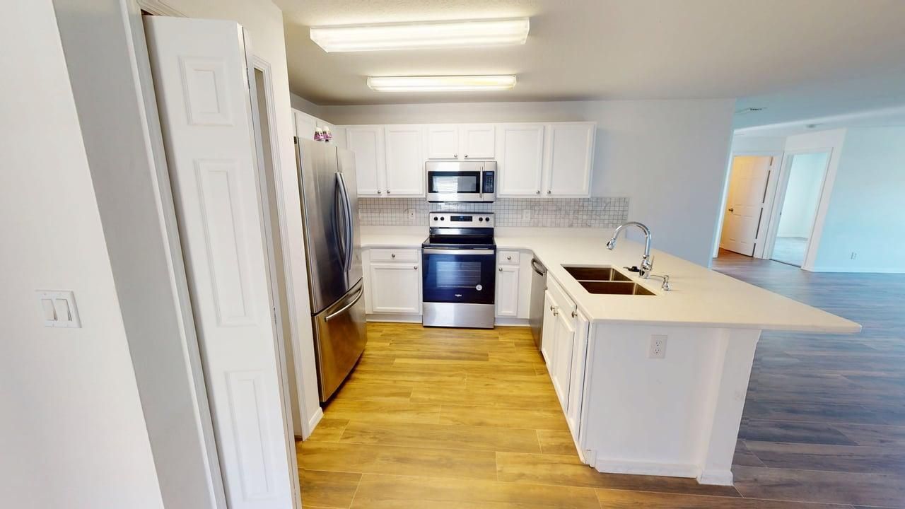 出租: $2,700 (4 贝兹, 2 浴室, 2059 平方英尺)