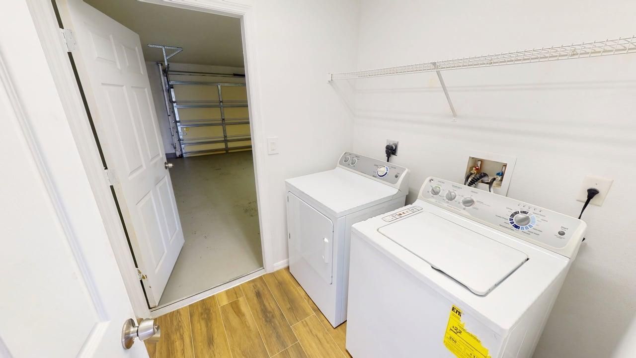 出租: $2,700 (4 贝兹, 2 浴室, 2059 平方英尺)