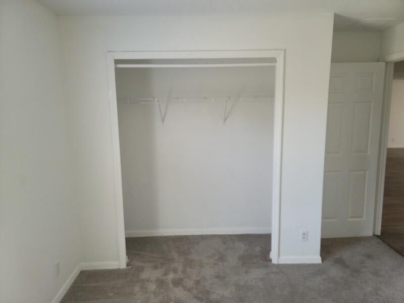 出租: $2,700 (4 贝兹, 2 浴室, 2059 平方英尺)