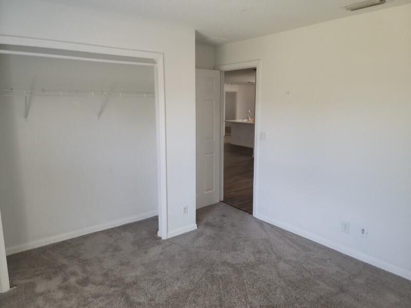 出租: $2,700 (4 贝兹, 2 浴室, 2059 平方英尺)