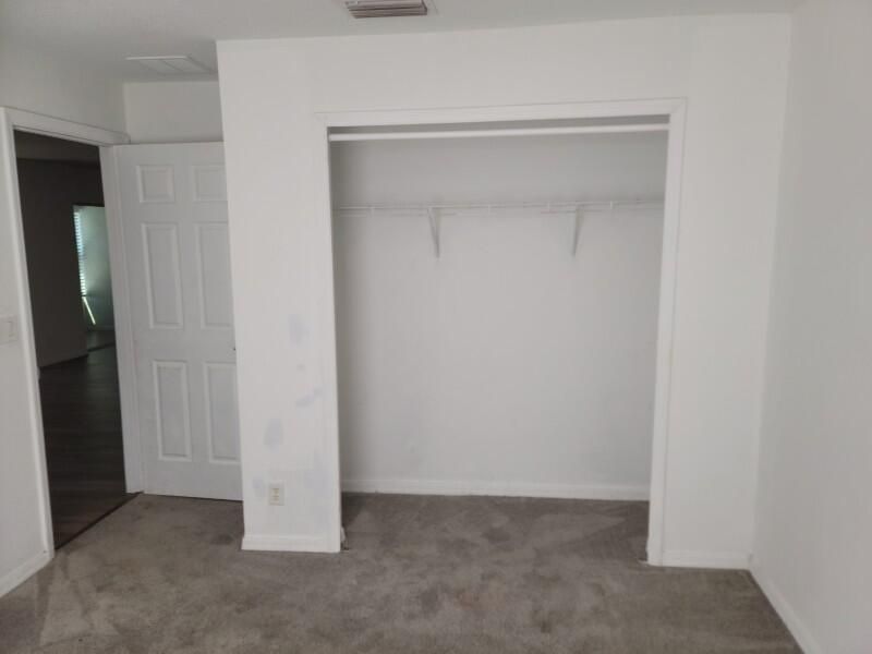 出租: $2,700 (4 贝兹, 2 浴室, 2059 平方英尺)