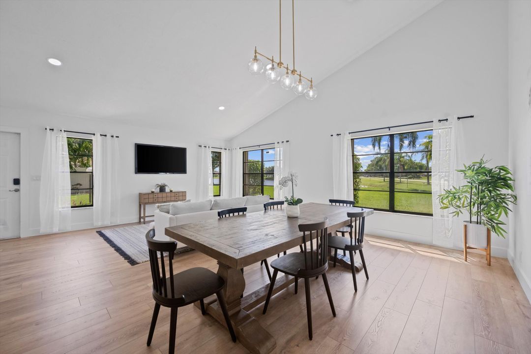 For Rent: $4,000 (3 beds, 2 baths, 1683 Square Feet)