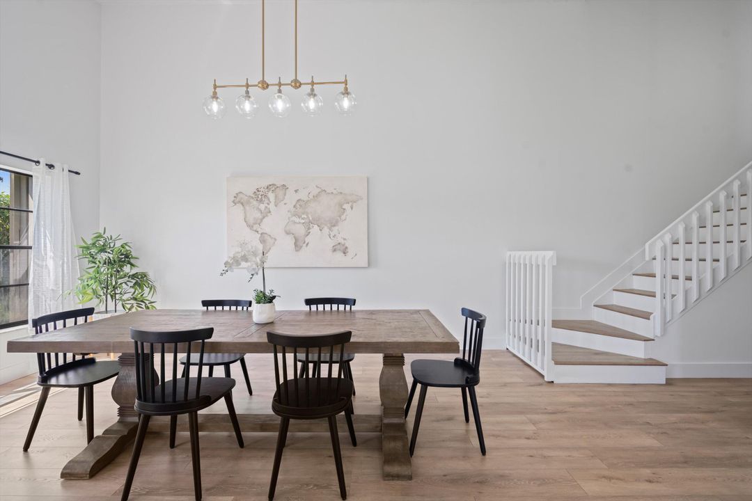 For Rent: $4,000 (3 beds, 2 baths, 1683 Square Feet)