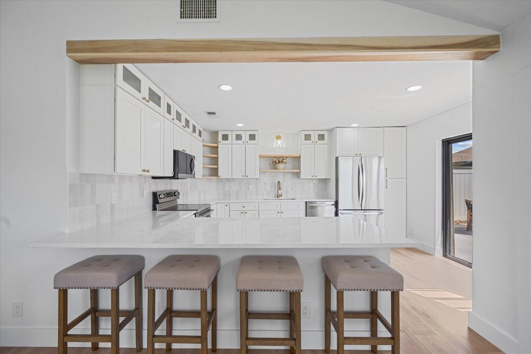 For Rent: $4,000 (3 beds, 2 baths, 1683 Square Feet)