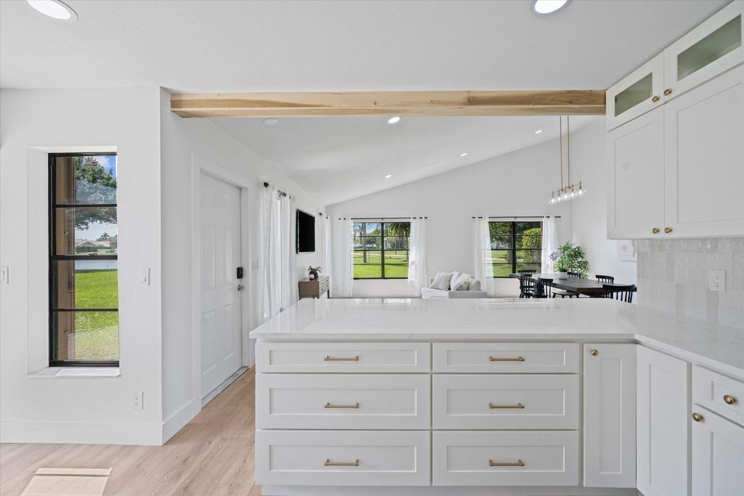 For Rent: $4,000 (3 beds, 2 baths, 1683 Square Feet)