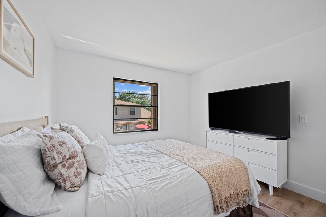 For Rent: $4,000 (3 beds, 2 baths, 1683 Square Feet)