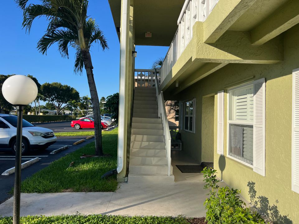 For Rent: $1,800 (2 beds, 2 baths, 1167 Square Feet)