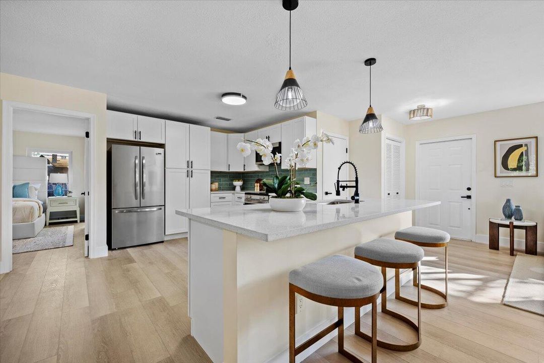 En Venta: $695,000 (3 camas, 2 baños, 1510 Pies cuadrados)