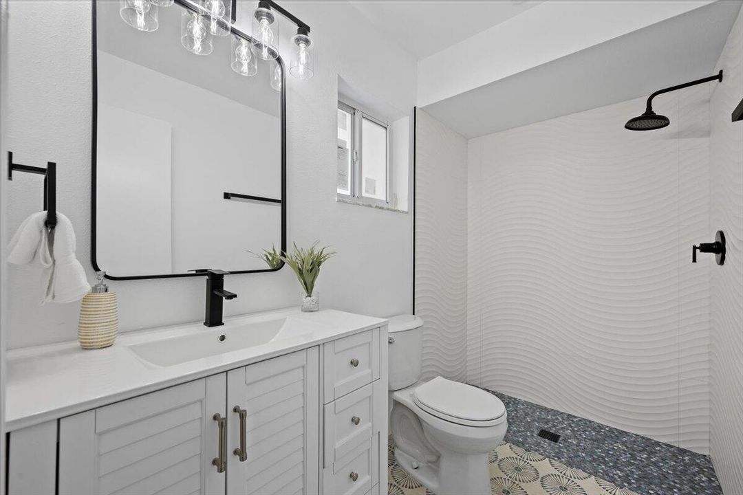 En Venta: $695,000 (3 camas, 2 baños, 1510 Pies cuadrados)