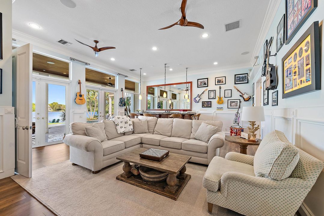 For Sale: $11,500,000 (6 beds, 7 baths, 7903 Square Feet)