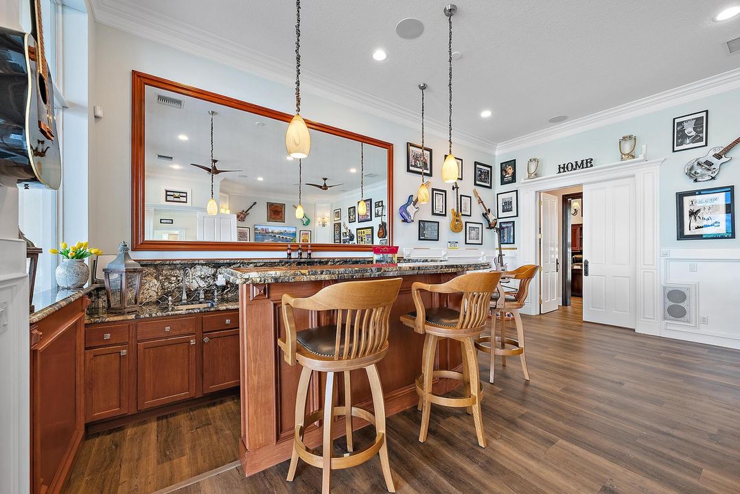 For Sale: $11,500,000 (6 beds, 7 baths, 7903 Square Feet)