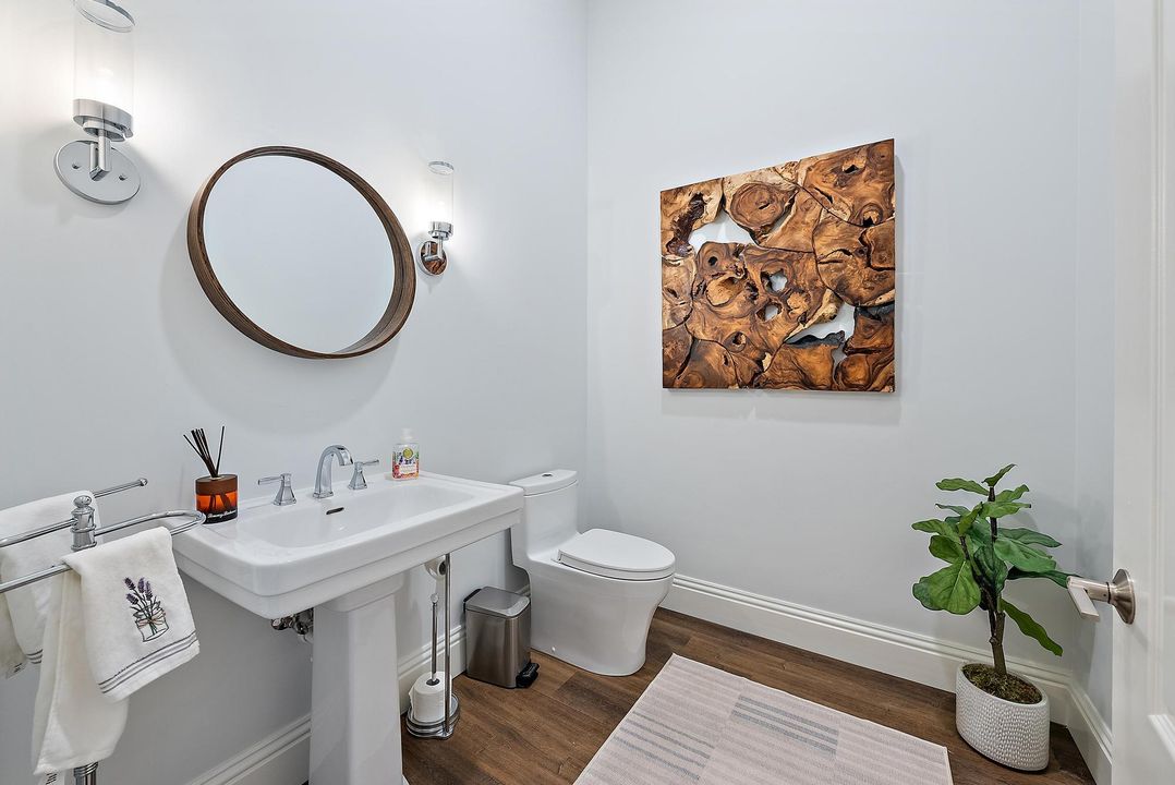 For Sale: $11,500,000 (6 beds, 7 baths, 7903 Square Feet)