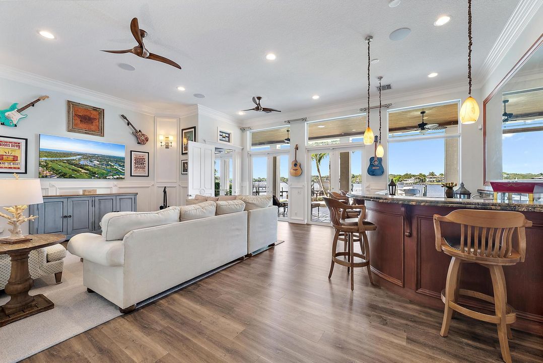 For Sale: $11,500,000 (6 beds, 7 baths, 7903 Square Feet)