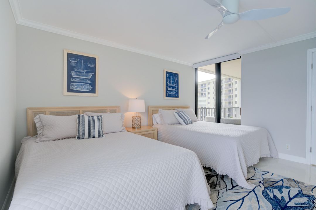 For Sale: $925,000 (2 beds, 2 baths, 1270 Square Feet)