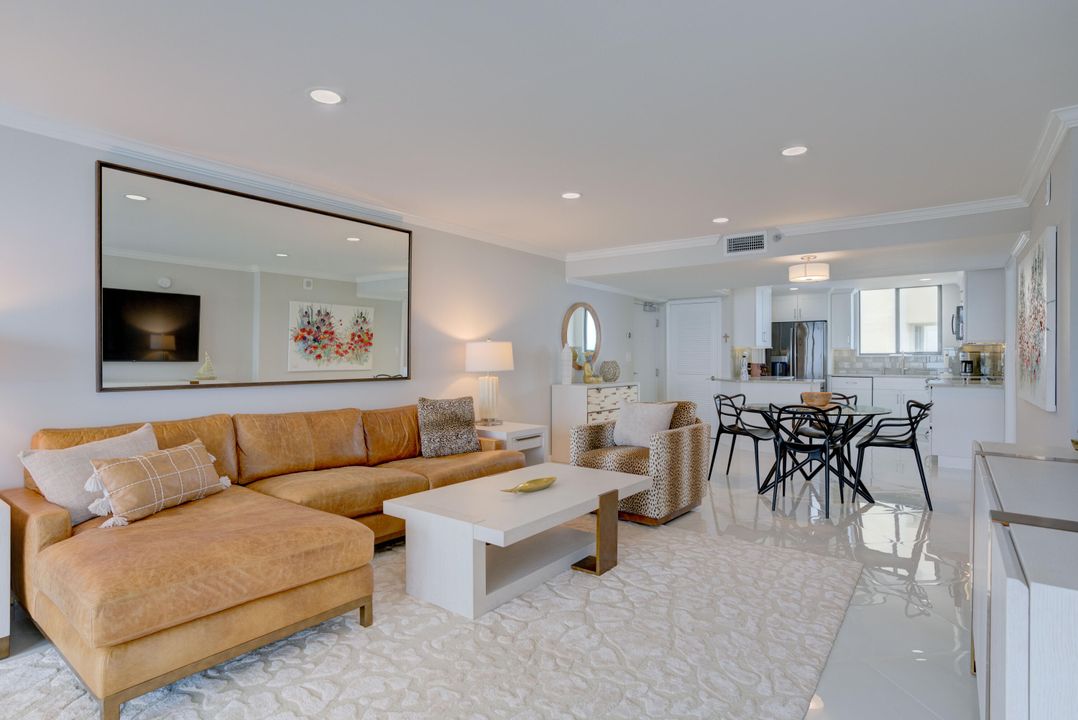 For Sale: $925,000 (2 beds, 2 baths, 1270 Square Feet)