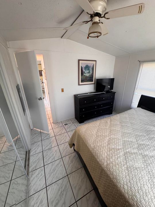 En Venta: $98,900 (2 camas, 1 baños, 896 Pies cuadrados)