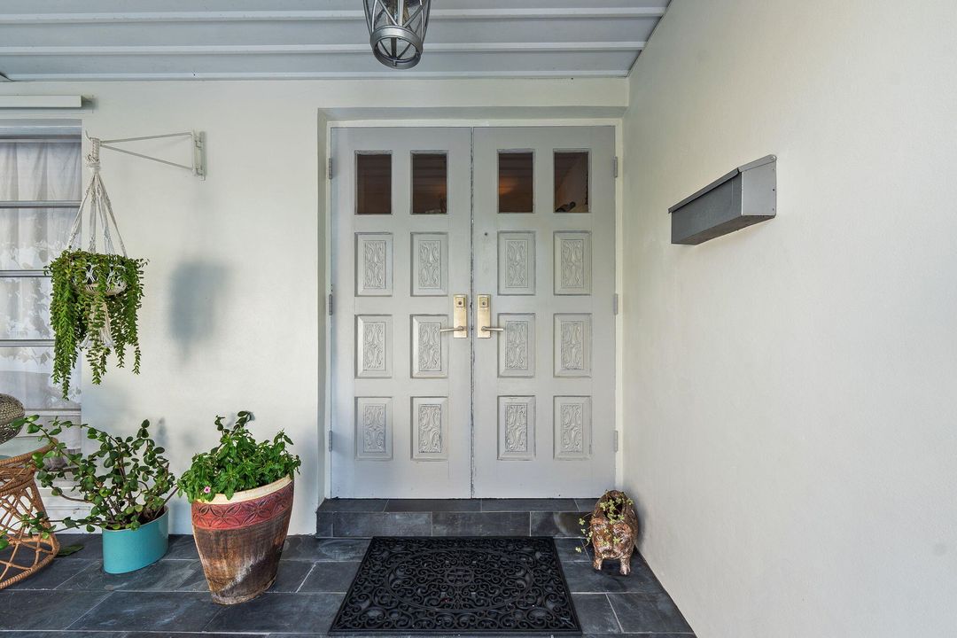 For Sale: $789,900 (4 beds, 3 baths, 2512 Square Feet)