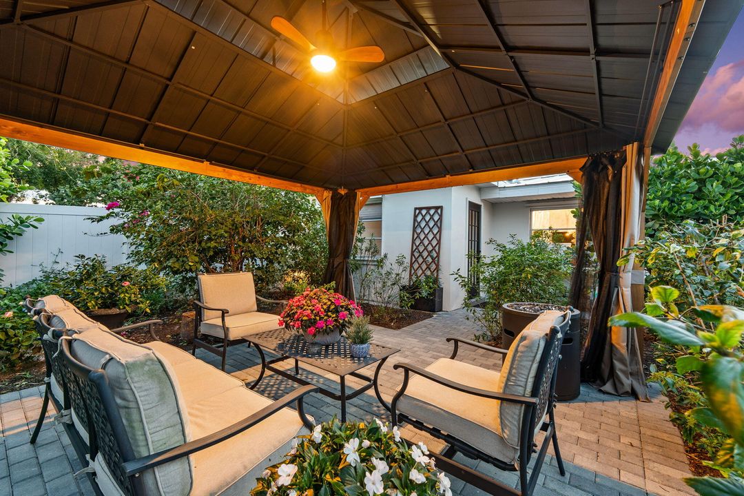 For Sale: $789,900 (4 beds, 3 baths, 2512 Square Feet)