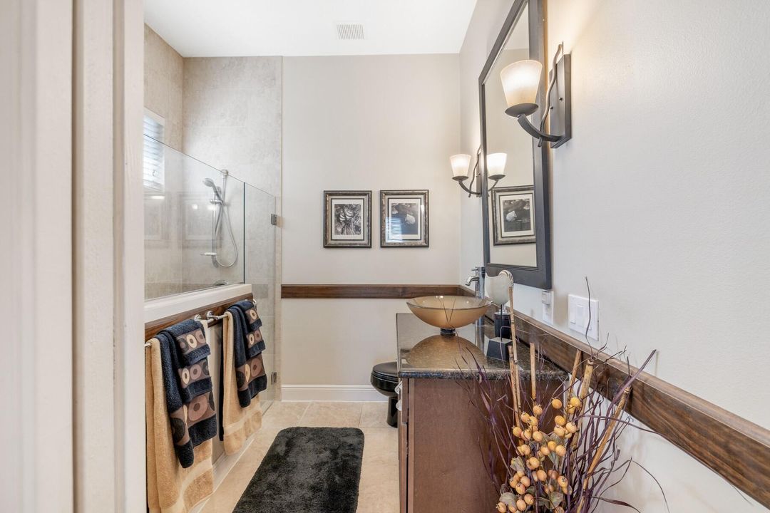 For Sale: $1,835,000 (4 beds, 4 baths, 3400 Square Feet)