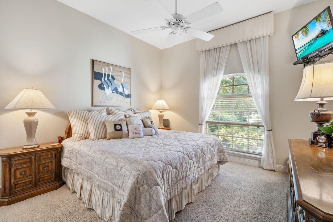 For Sale: $1,835,000 (4 beds, 4 baths, 3400 Square Feet)