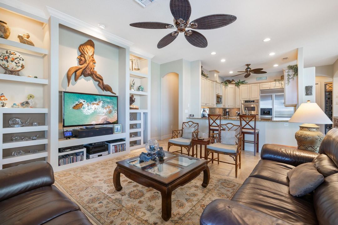 For Sale: $1,835,000 (4 beds, 4 baths, 3400 Square Feet)