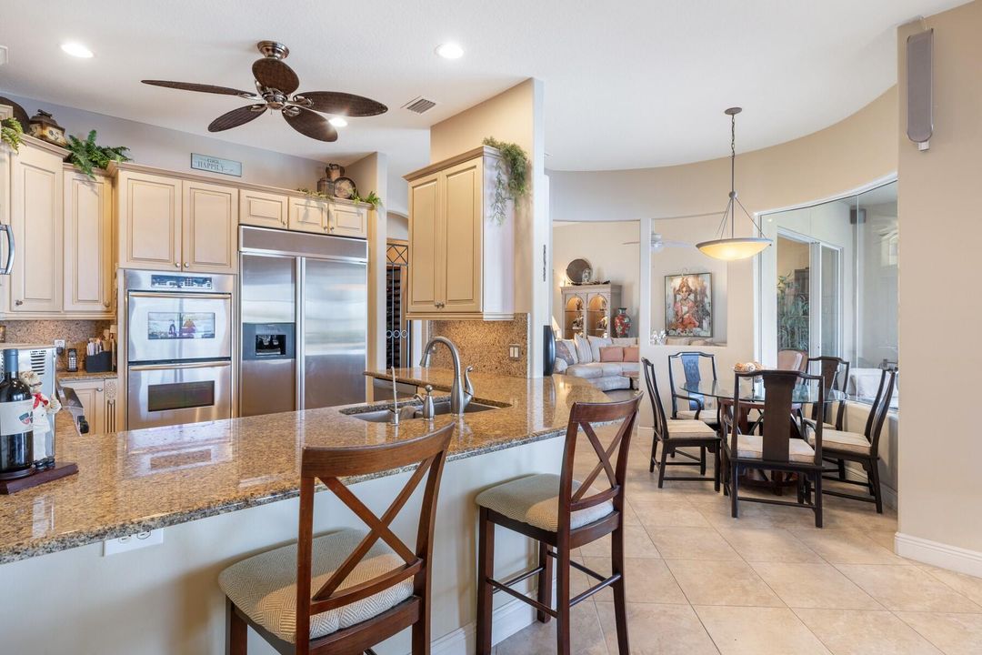 For Sale: $1,835,000 (4 beds, 4 baths, 3400 Square Feet)