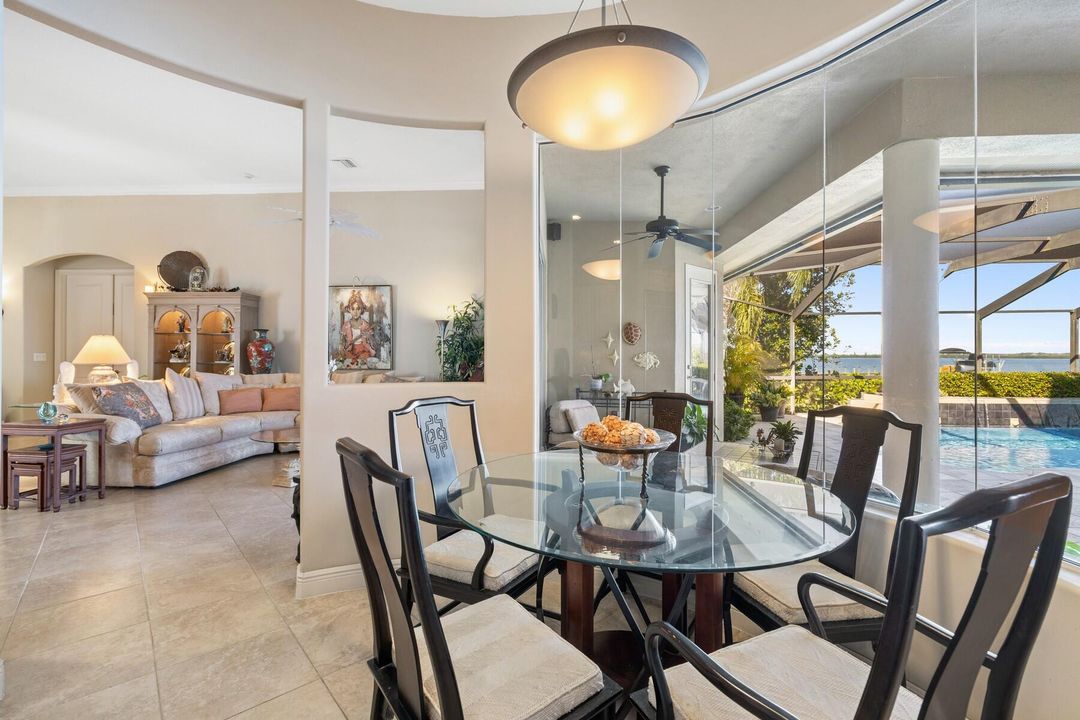 For Sale: $1,835,000 (4 beds, 4 baths, 3400 Square Feet)