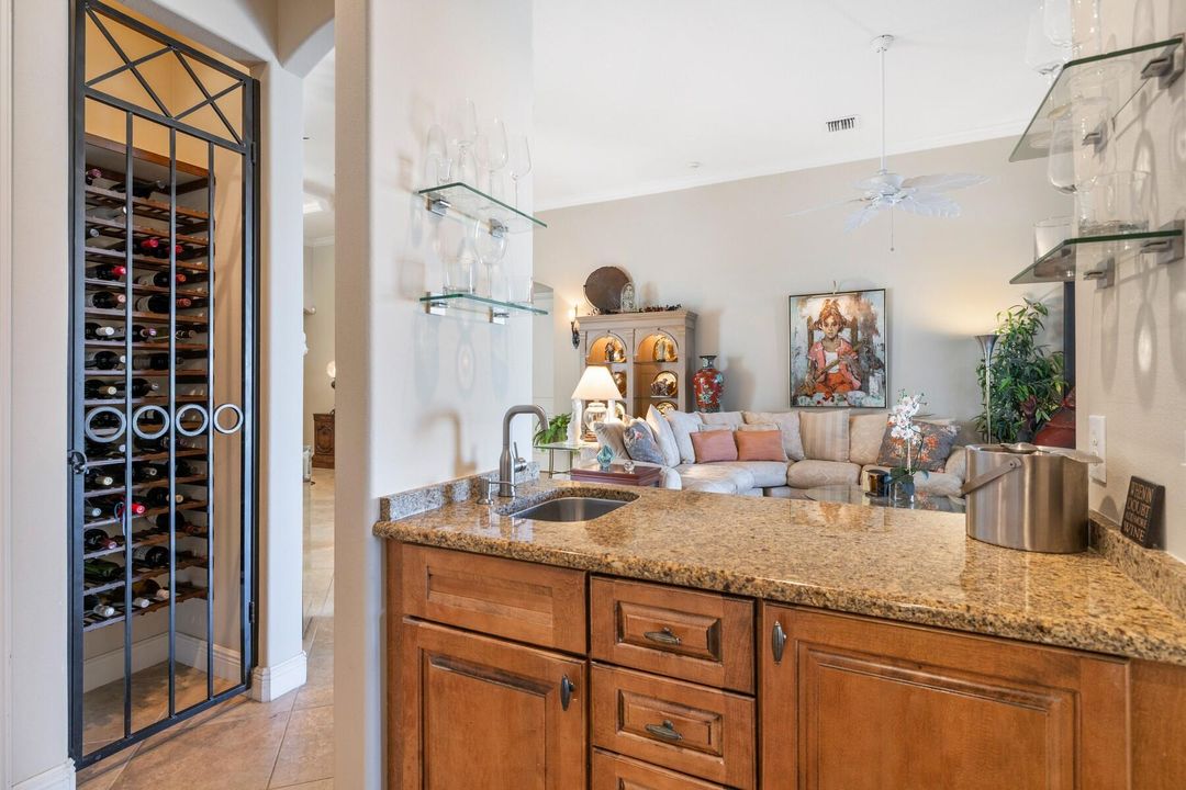 For Sale: $1,835,000 (4 beds, 4 baths, 3400 Square Feet)