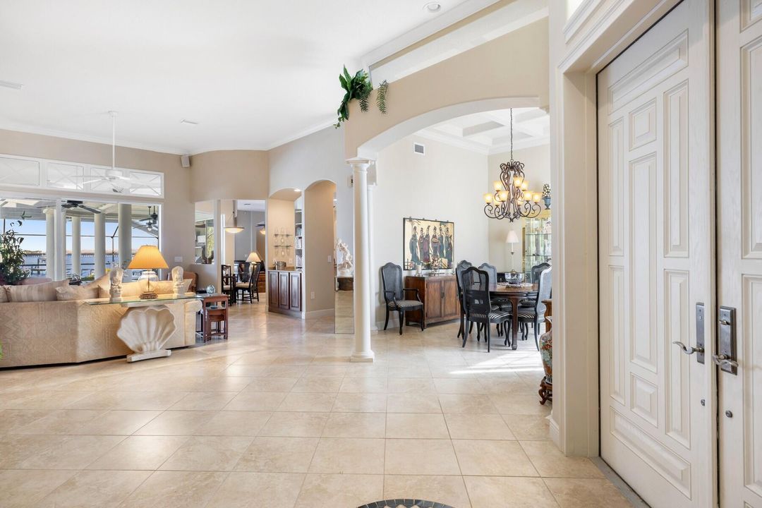 For Sale: $1,835,000 (4 beds, 4 baths, 3400 Square Feet)