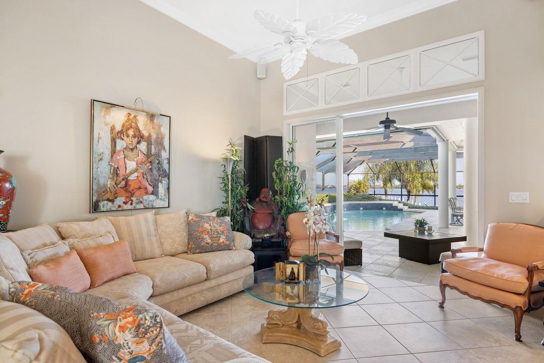 For Sale: $1,835,000 (4 beds, 4 baths, 3400 Square Feet)