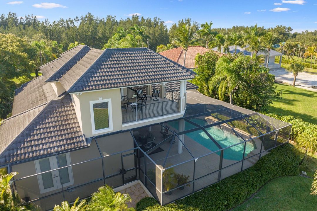 For Sale: $1,835,000 (4 beds, 4 baths, 3400 Square Feet)