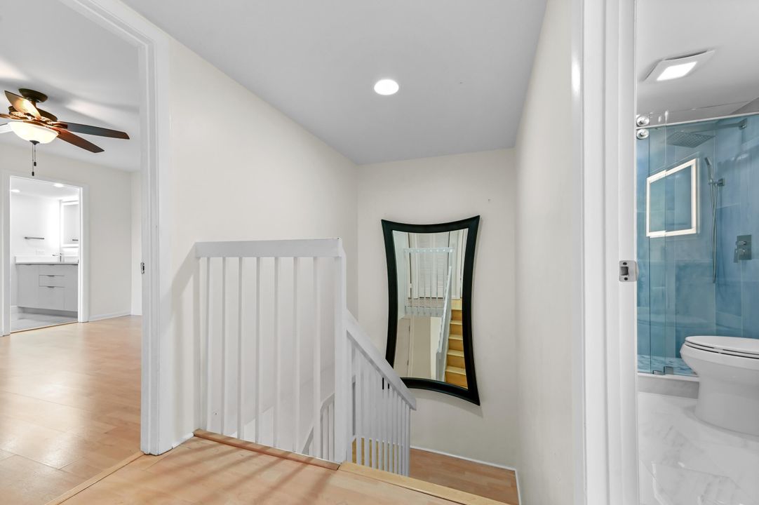 合同活跃: $2,400 (2 贝兹, 2 浴室, 1236 平方英尺)