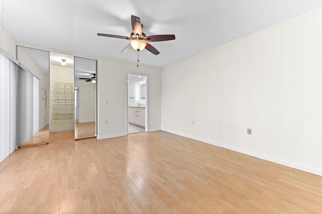 合同活跃: $2,400 (2 贝兹, 2 浴室, 1236 平方英尺)