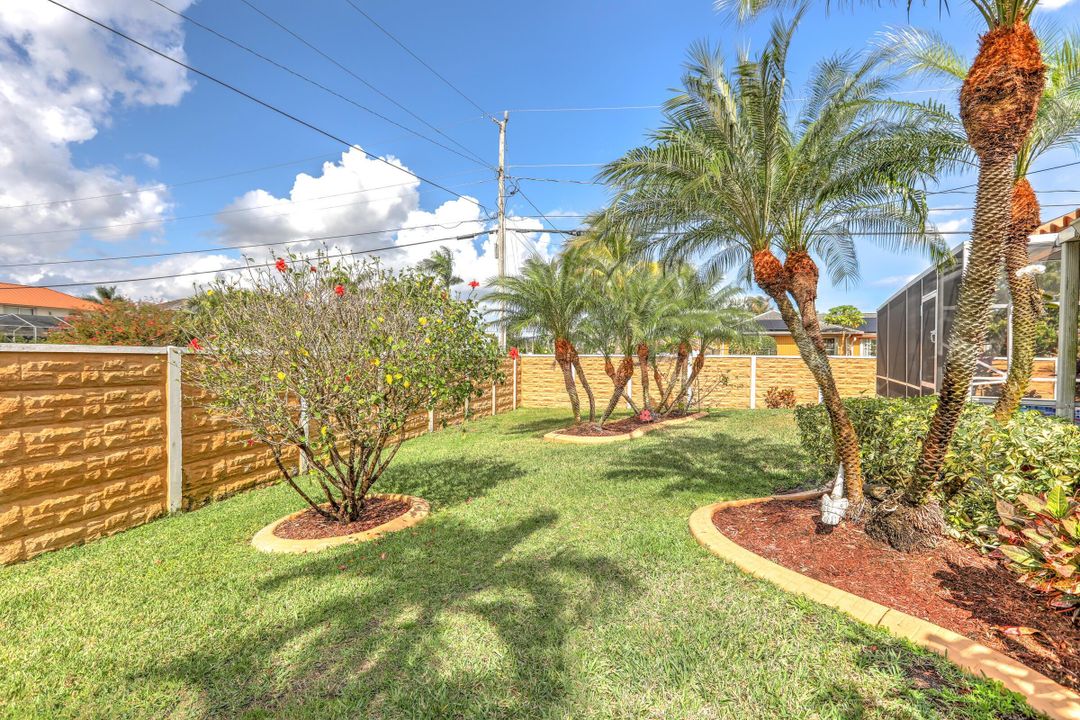 For Sale: $615,000 (4 beds, 2 baths, 2318 Square Feet)