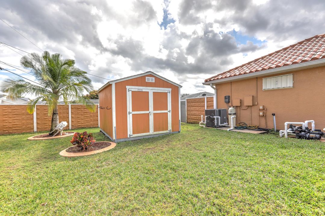 For Sale: $615,000 (4 beds, 2 baths, 2318 Square Feet)