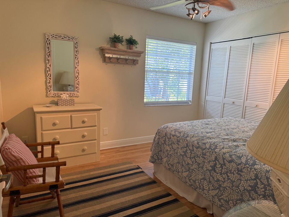 For Rent: $7,000 (3 beds, 2 baths, 1593 Square Feet)