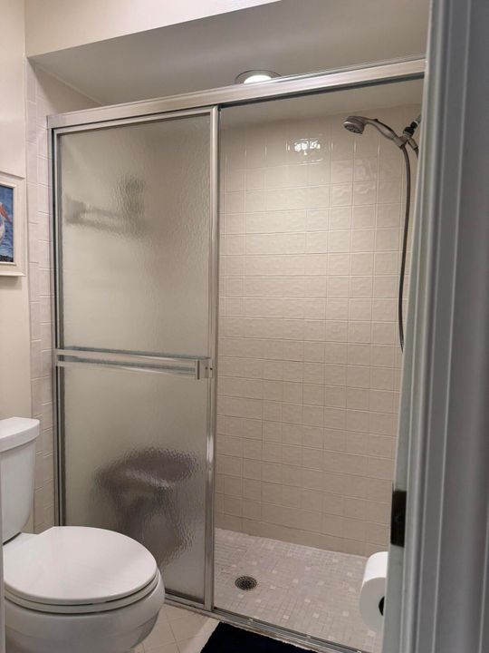 For Rent: $7,000 (3 beds, 2 baths, 1593 Square Feet)