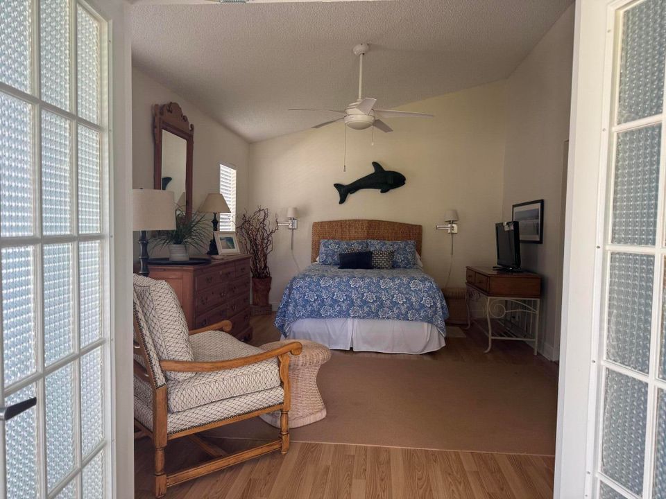 For Rent: $7,000 (3 beds, 2 baths, 1593 Square Feet)