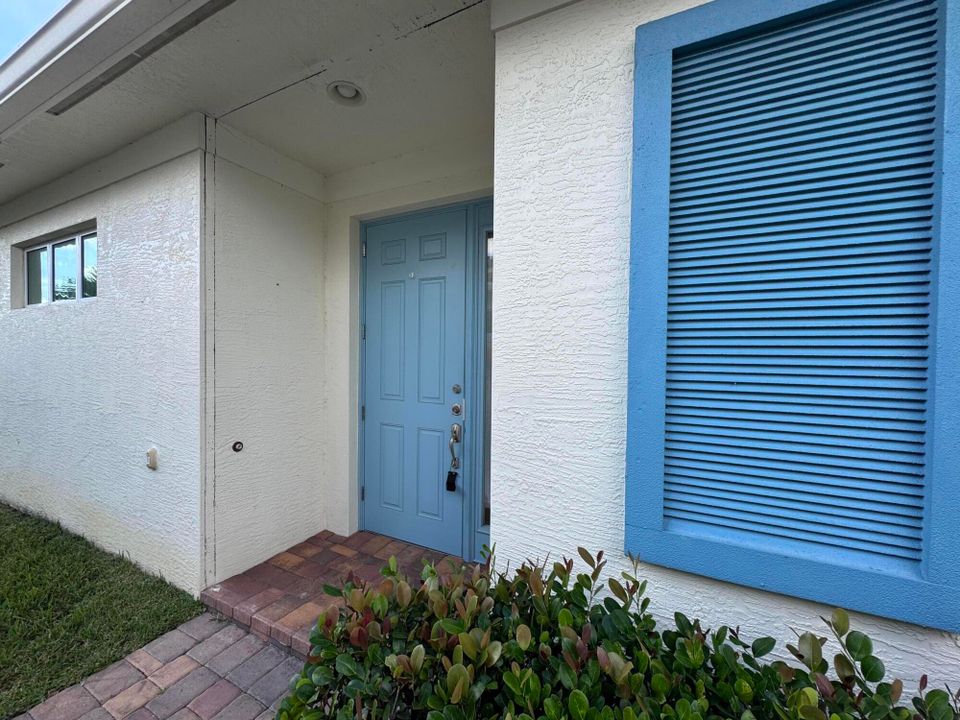 En Venta: $339,000 (2 camas, 2 baños, 1620 Pies cuadrados)