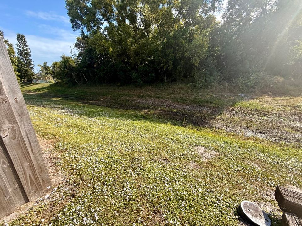 Activo con contrato: $359,900 (3 camas, 3 baños, 1486 Pies cuadrados)